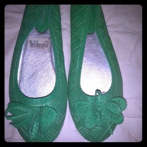 Turquoise lady's shoes